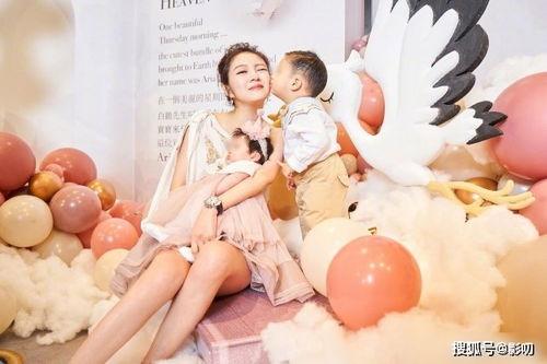 明星满月,璀璨明星的诞生时刻